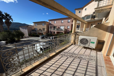 Appartement &agrave; vendre &agrave; STE-MAXIME  - 3 pi&egrave;ces - 47 m&sup2; 