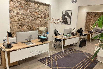 Commerce &agrave; vendre &agrave; COGOLIN   - 54 m&sup2; 