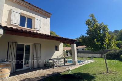 House for sale in JOUQUES  - 6 rooms - 168 m&sup2; 