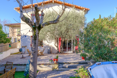 Maison &agrave; vendre &agrave; MARSEILLE 13EME  - 6 pi&egrave;ces - 195 m&sup2; 