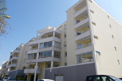 Appartement &agrave; louer &agrave; BÉZIERS  - 3 pi&egrave;ces - 61 m&sup2; 