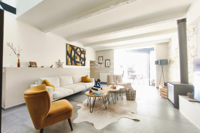 Maison &agrave; vendre &agrave; MAUGUIO  - 8 pi&egrave;ces - 217 m&sup2; 