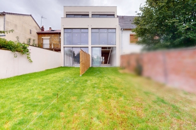 Maison &agrave; vendre &agrave; FONTENAY SOUS BOIS  - 8 pi&egrave;ces - 260 m&sup2; 