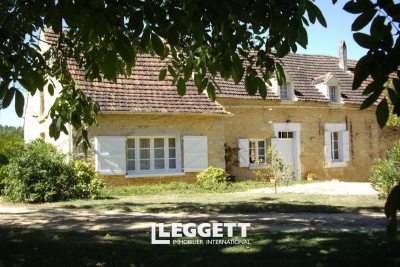 Maison &agrave; vendre &agrave; immobilier ST GENIES  - 8 pi&egrave;ces - 238 m&sup2; 