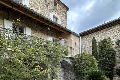 Maison &agrave; vendre avec jardin gard gard 