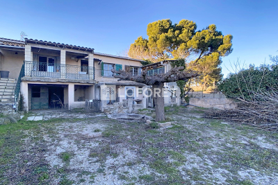 Maison &agrave; vendre &agrave; CARPENTRAS  - 7 pi&egrave;ces - 185 m&sup2; 