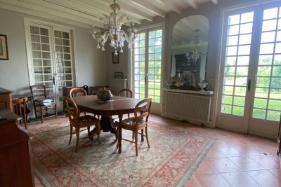 Maison &agrave; vendre &agrave; BORDEAUX  - 7 pi&egrave;ces - 250 m&sup2; 