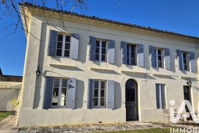 Maison &agrave; vendre &agrave; PUISSEGUIN  - 9 pi&egrave;ces - 280 m&sup2; 