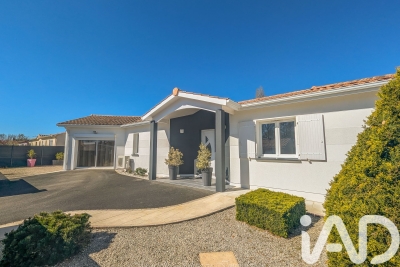 Maison &agrave; vendre &agrave; ST-LAURENT-MEDOC  - 6 pi&egrave;ces - 135 m&sup2; 