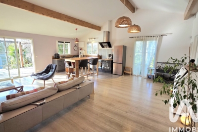 Maison &agrave; vendre &agrave; CAMBLANES-ET-MEYNAC  - 5 pi&egrave;ces - 122 m&sup2; 