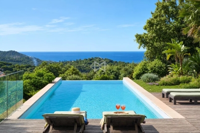 Maison &agrave; vendre villa haut gamme saintes 