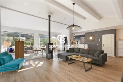 House for sale in BIOT Garbejaire-Haut Sartoux - 6 rooms - 154 m&sup2; 