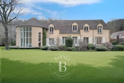 Maison &agrave; vendre &agrave; JOUY EN JOSAS  - 10 pi&egrave;ces - 330 m&sup2; 