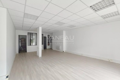 Commerce &agrave; vendre &agrave; immobilier ST MANDE  - 3 pi&egrave;ces - 82 m&sup2; 