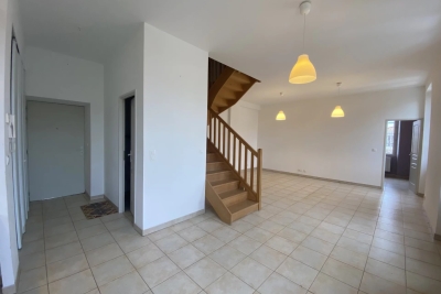 Appartement &agrave; vendre appartement calme la fontaine 