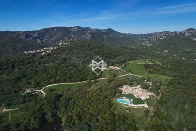 Villa à Les Adrets de l'Esterel &agrave; louer à partir de 70 700 € / semaine, Photo 1