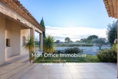 Maison &agrave; vendre &agrave; AIX-EN-PROVENCE Fenouilleres - 6 pi&egrave;ces - 178 m&sup2; 
