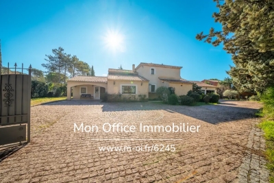 Maison &agrave; vendre &agrave; CABRIES  - 7 pi&egrave;ces - 233 m&sup2; 