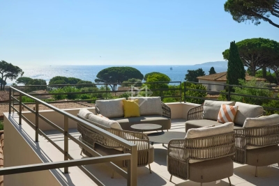Villa à Sainte-Maxime &agrave; louer à partir de 14 500 € / semaine, Photo 2