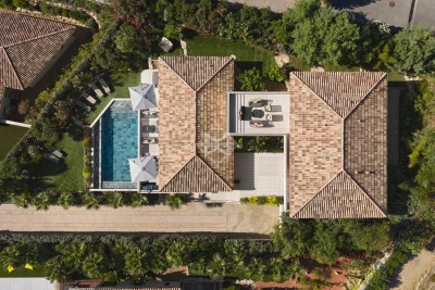 Villa à Sainte-Maxime &agrave; louer à partir de 14 500 € / semaine, Photo 6
