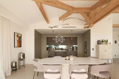 Villa à Sainte-Maxime &agrave; louer à partir de 14 500 € / semaine, Photo 7