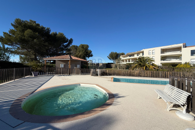 Appartement &agrave; vendre calme vue garage 