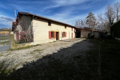 Maison &agrave; louer &agrave; MERCUROL-VEAUNES  - 5 pi&egrave;ces - 104 m&sup2; 