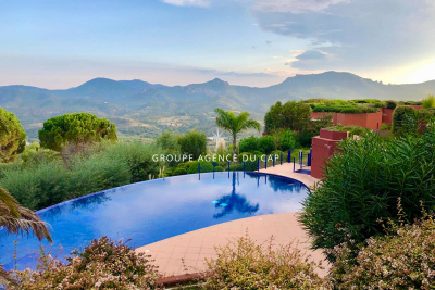 Apartment for sale in MANDELIEU-LA-NAPOULE  - 3 rooms - 72 m&sup2; 