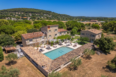 Maison &agrave; vendre pool lorgues 