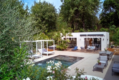 Maison &agrave; vendre &agrave; OPIO  - 7 pi&egrave;ces - 270 m&sup2; 