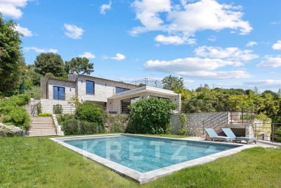 Maison &agrave; vendre &agrave; ST-PAUL-DE-VENCE  - 7 pi&egrave;ces - 336 m&sup2; 