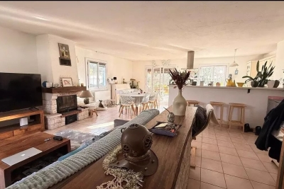 Maison &agrave; vendre &agrave; ST-JEANNET  - 4 pi&egrave;ces - 108 m&sup2; 