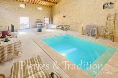 Maison &agrave; vendre &agrave; ST-SATURNIN-LÈS-APT  - 6 pi&egrave;ces - 150 m&sup2; 