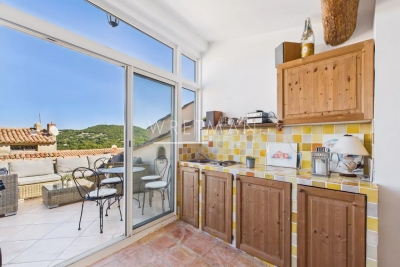 Maison &agrave; vendre &agrave; LA GARDE-FREINET La Garde-Freinet - 10 pi&egrave;ces - 214 m&sup2; 