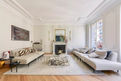 Appartement &agrave; vendre &agrave; PARIS 7EME Saint-Thomas d'Aquin 7 - 6 pi&egrave;ces - 147 m&sup2; 