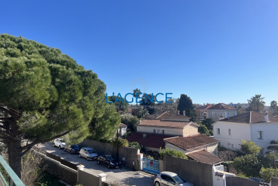 Appartement &agrave; vendre &agrave; HYÈRES  - 3 pi&egrave;ces - 63 m&sup2; 