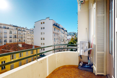 Apartment for sale in NICE  - 3 rooms - 81 m&sup2; 