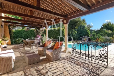 Apartment for sale in CANNES  - 4 rooms - 140 m&sup2; 