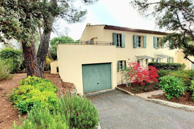 House for sale in LA MOTTE  - 4 rooms - 96 m&sup2; 