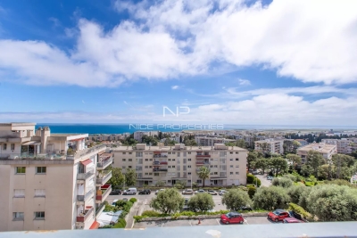 Apartment for sale in NICE  - 4 rooms - 102 m&sup2; 