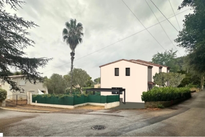 Building plot for sale in BIOT   - 647 m&sup2; 