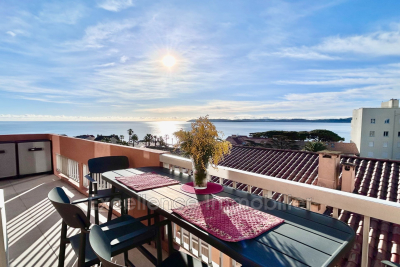 Apartment for sale in STE-MAXIME  - 2 rooms - 48 m&sup2; 