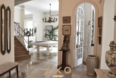 Appartement &agrave; vendre &agrave; NÎMES  - 7 pi&egrave;ces - 283 m&sup2; 