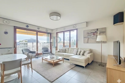 Appartement &agrave; vendre &agrave; ST CLOUD  - 6 pi&egrave;ces - 156 m&sup2; 