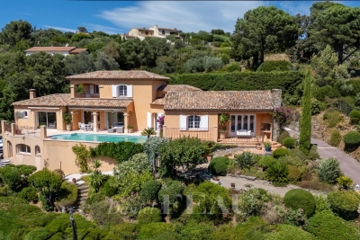 Maison &agrave; vendre &agrave; LA CROIX-VALMER  - 6 pi&egrave;ces - 230 m&sup2; 