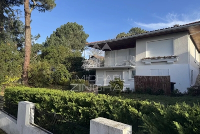 House for sale in ARCACHON   - 126 m&sup2; 