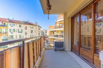 Appartement &agrave; vendre &agrave; NICE Roquebilliere - 3 pi&egrave;ces - 68 m&sup2; 