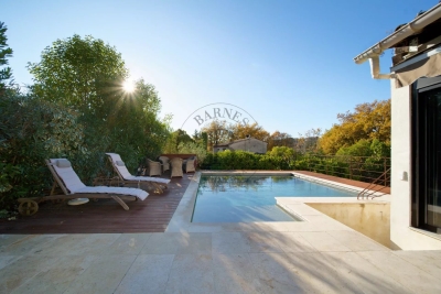 Maison &agrave; vendre &agrave; MOUANS-SARTOUX Saint-Antoine Ginestiere - 8 pi&egrave;ces - 200 m&sup2; 
