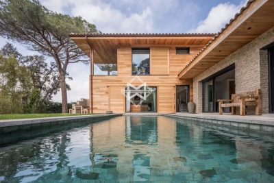 Villa à Ramatuelle &agrave; louer à partir de 23 000 € / semaine, Photo 1