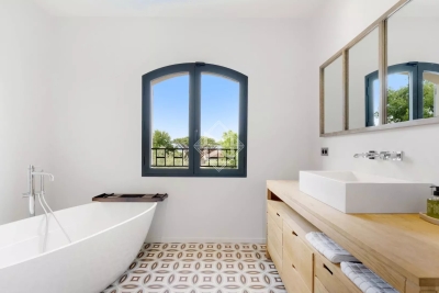 Villa à Saint-Tropez &agrave; louer à partir de 40 000 € / semaine, Photo 16